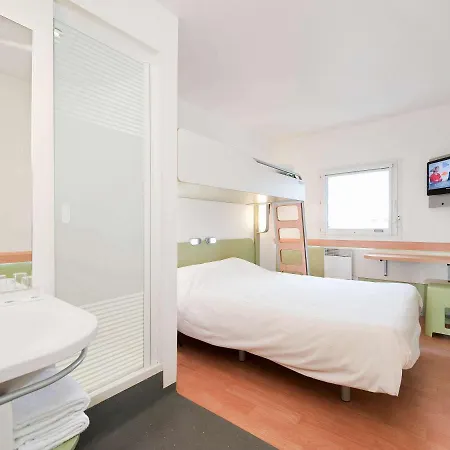 מלון Ibis Budget En Velay 2*