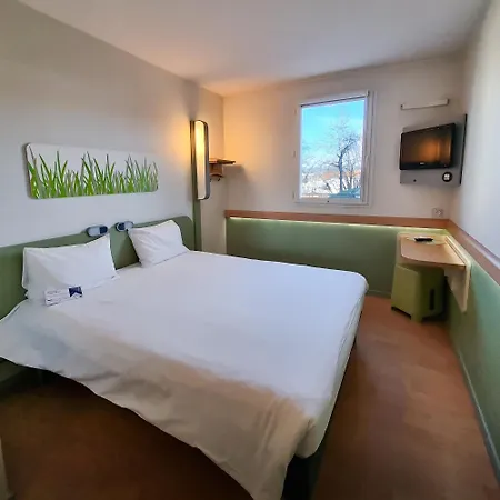 Ibis Budget En Velay Otel