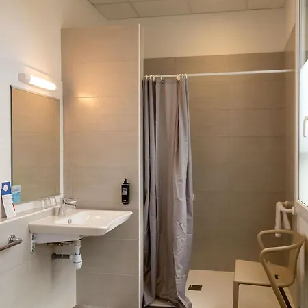 Ibis Budget En Velay 호텔 2*