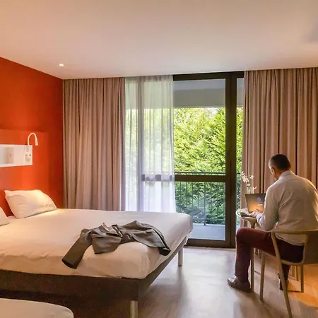 호텔 Ibis Budget En Velay 2*