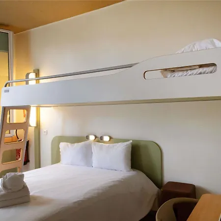 Hotel Ibis Budget En Velay
