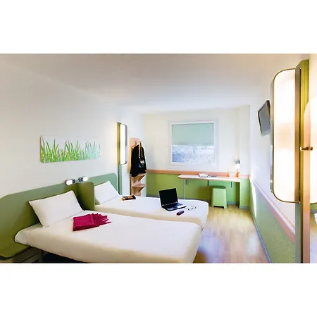 Otel Ibis Budget En Velay 2*