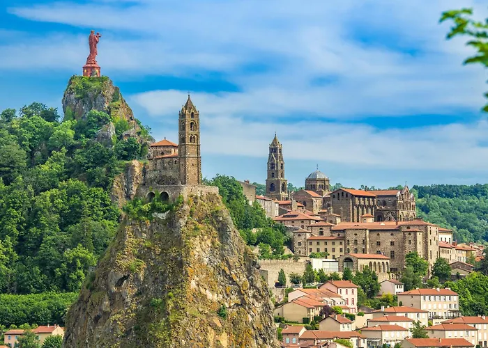 Отель Ibis Budget En Velay