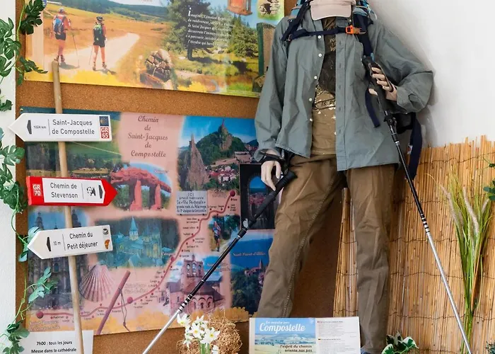 Ibis Budget En Velay Отель Le Puy-en-Velay