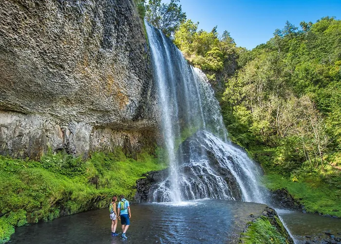 Ibis Budget En Velay Отель