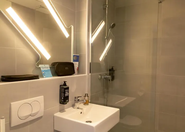 Отель Ibis Budget En Velay