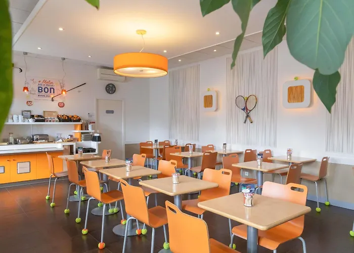 Hotel Ibis Budget En Velay