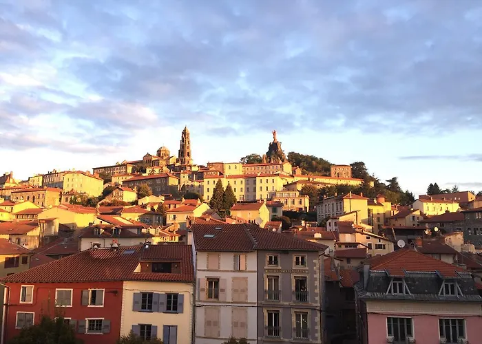 Отель Ibis Budget En Velay